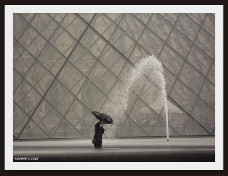 Chuva Louvre